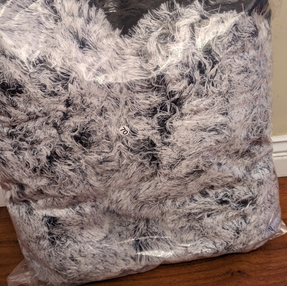 Pet's Cushion Bed - Picture 8 of 13